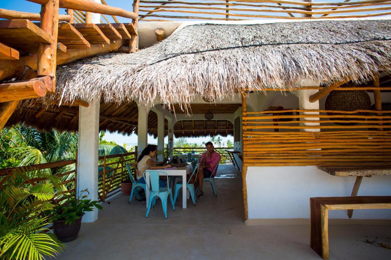 Tropical Suites By Mij Isla Holbox Екстериор снимка