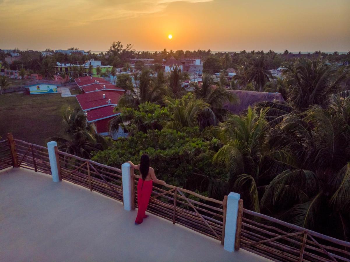 Tropical Suites By Mij Isla Holbox Екстериор снимка
